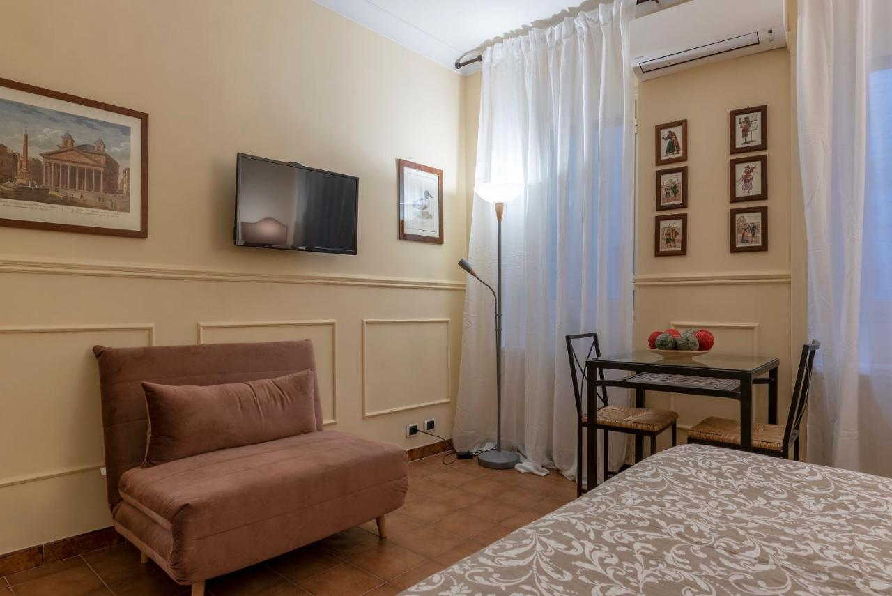 Piazza Navona & Pantheon Central Apartment โรม ภายนอก รูปภาพ